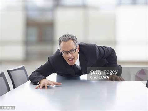 2,238 四つん這い 男性 Stock Photos, High